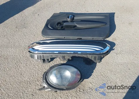 2014 Mini Hardtop Cooper z USA, uszkodzony, nr VIN WMWXM5C54ET933152